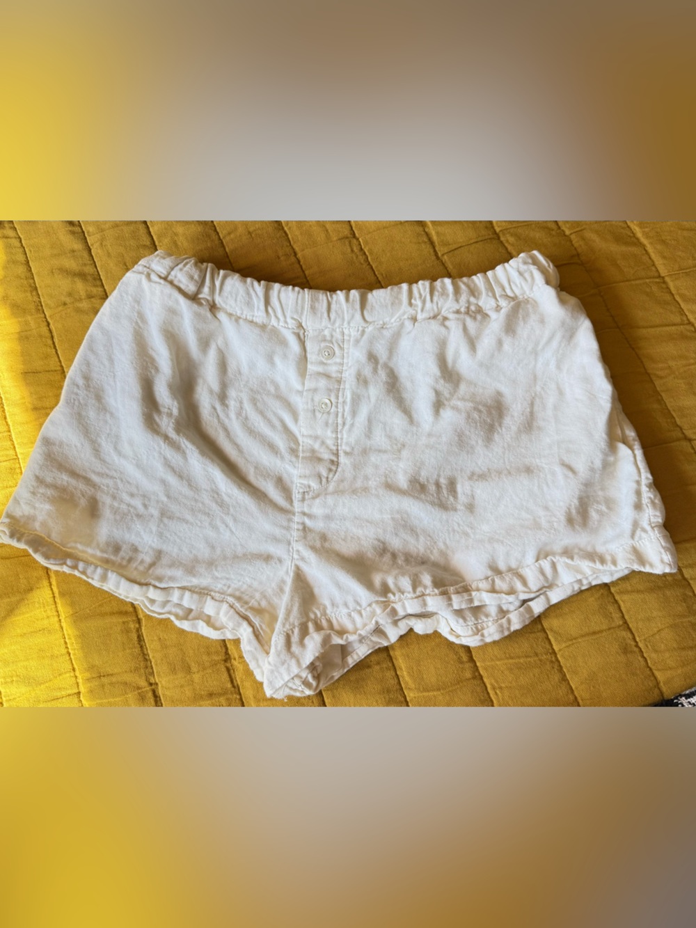 Zara White Ruffle-Trim Elastic Waist Women's Shorts